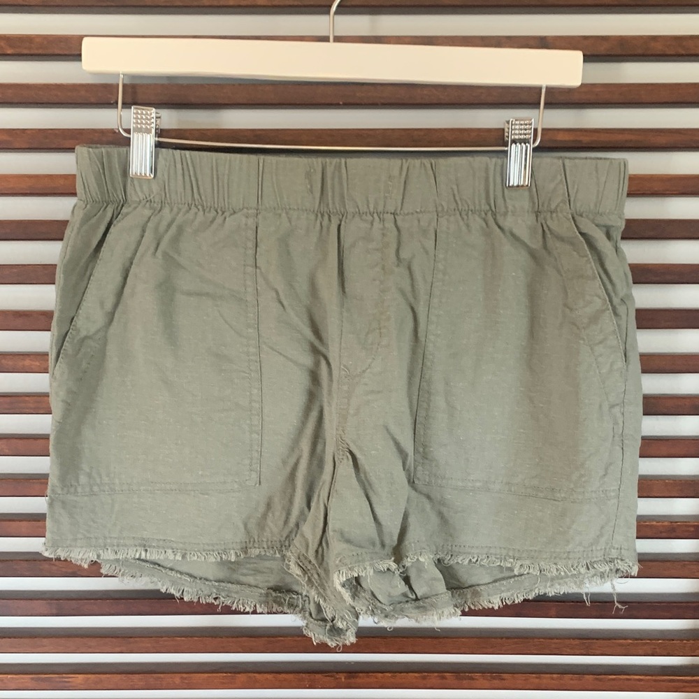 Seven7 Olive Green Women's Shorts